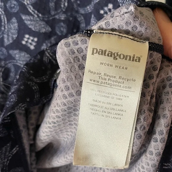 Patagonia|Capilene Midweight Base layer crew top, Cool to Cold•••Size Medium - Picture 13 of 16